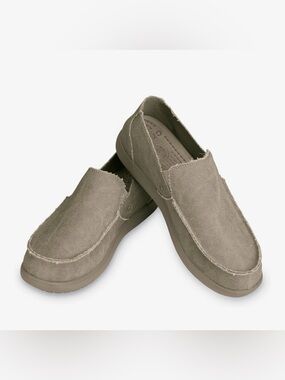 NWT CROCS Men's Santa Cruz Loafers in Khaki